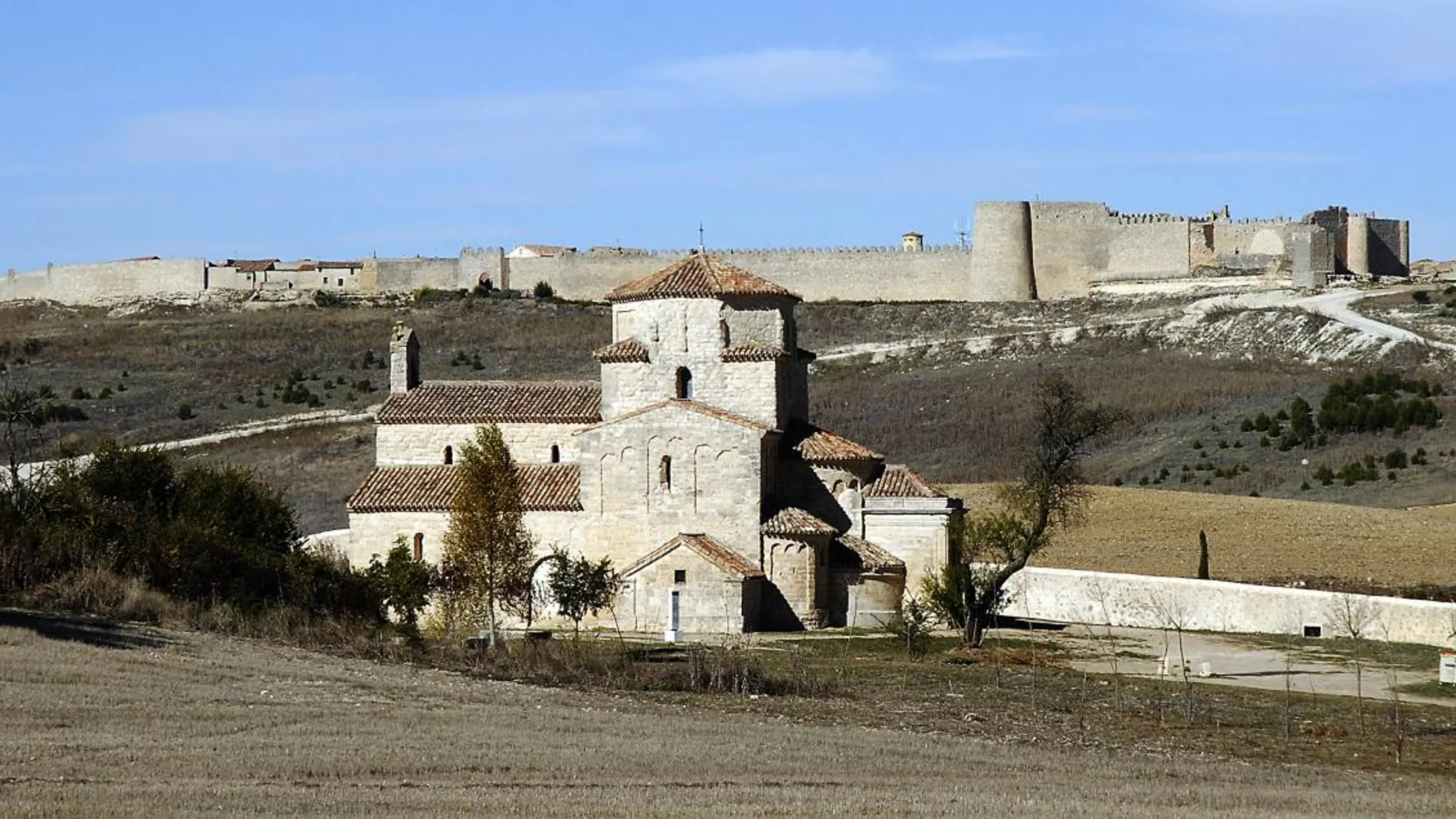 URUEÑA Y LA ERMITA DE LA ANUNCIADA. EL INFANTADO DE VALLADOLID.       20
