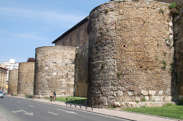 ALFONSO III EL MAGNO                      23
