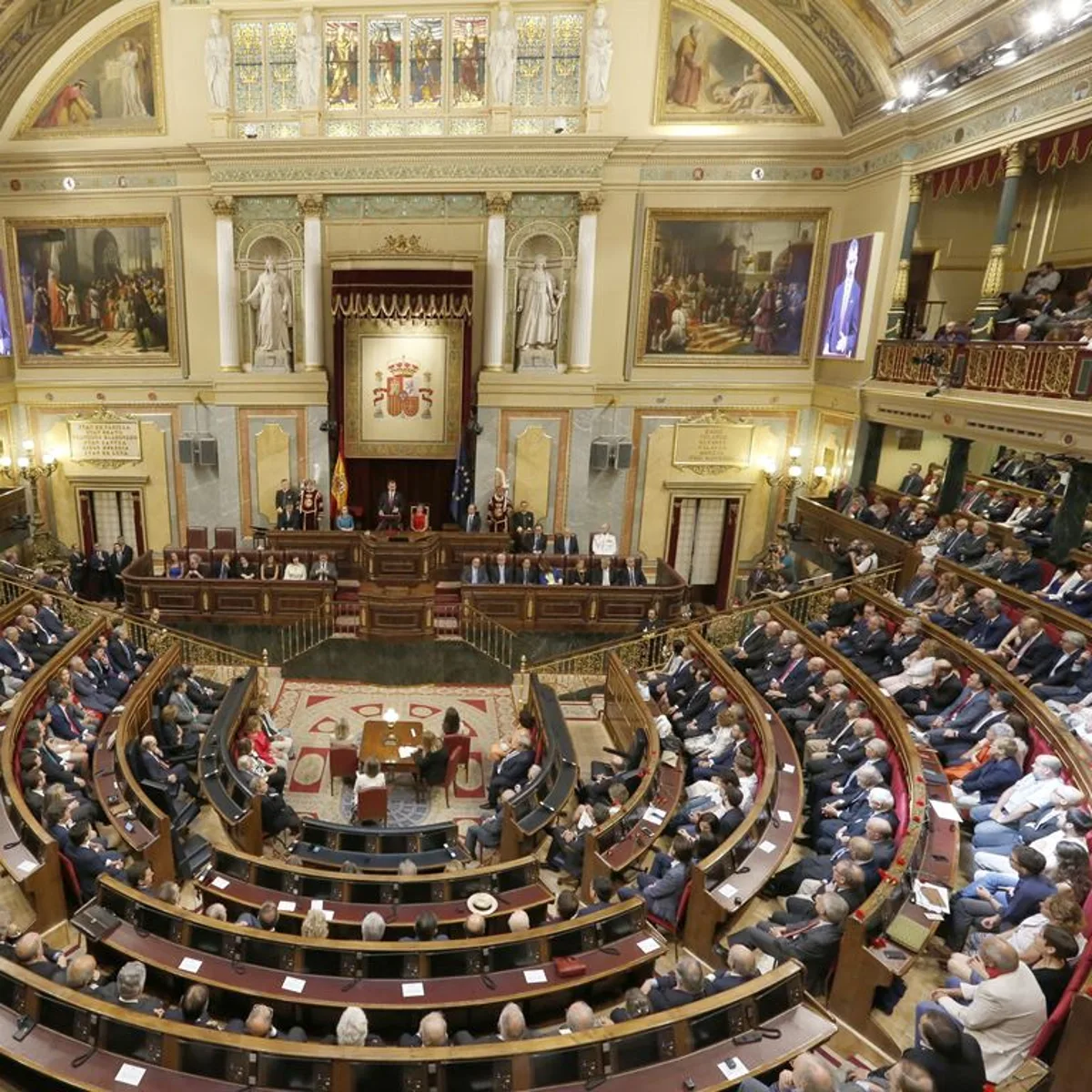 ESPAÑA SE NOS VA DE LAS MANOS                1