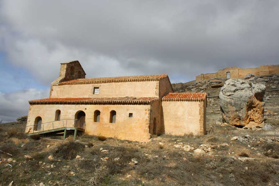 LA ERMITA DE SAN MIGUEL DE GORMAZ      44