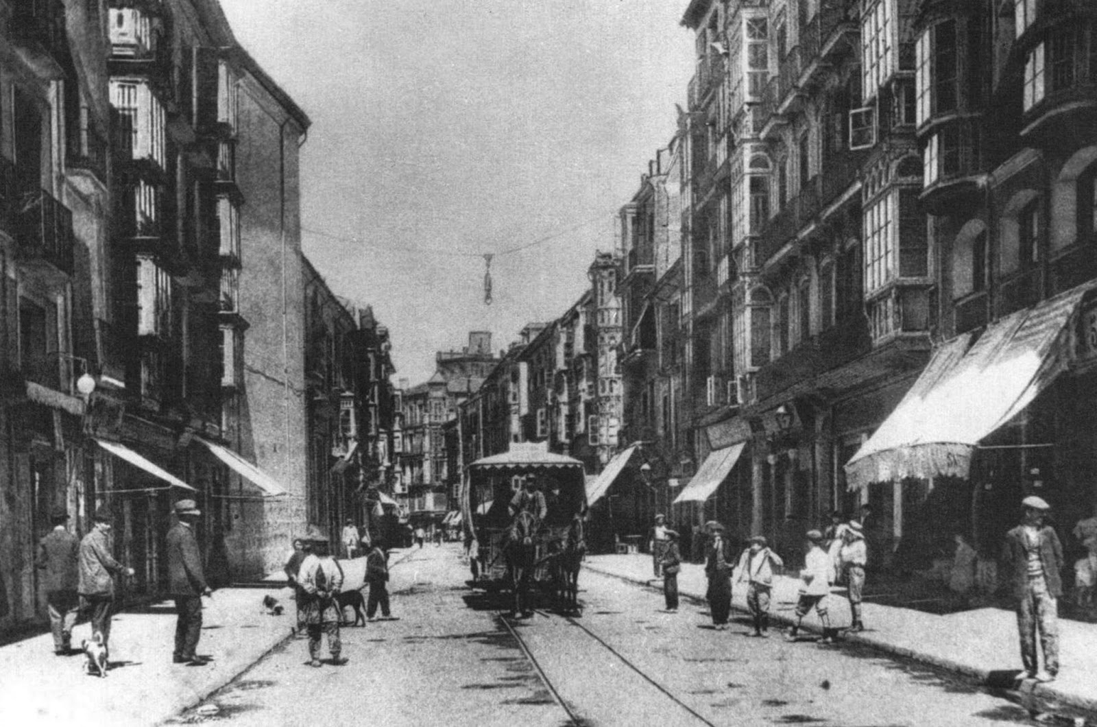 EL PRIMER TRANVÍA DE VALLADOLID                   18