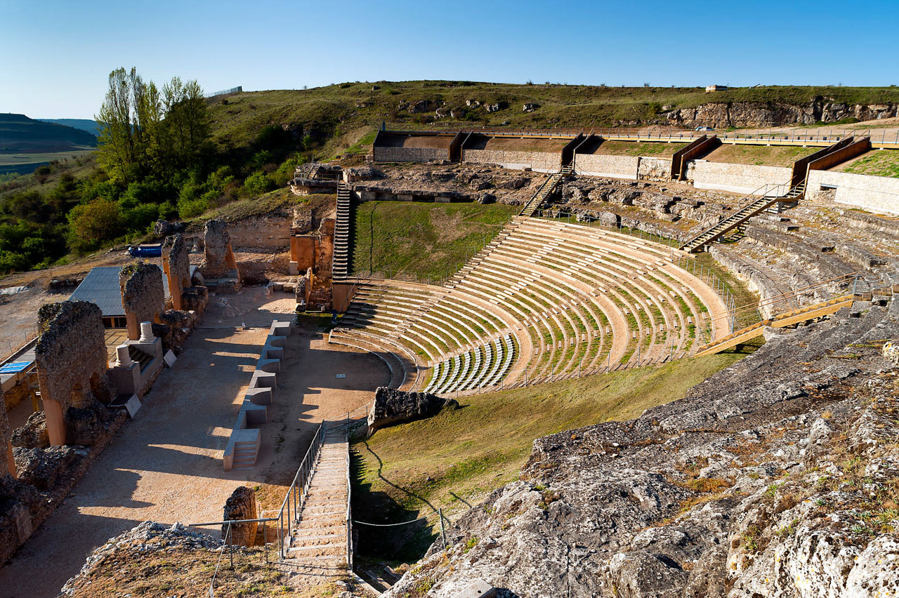 CLUNIA. UN YACIMIENTO ROMANO EN CASTILLA      8