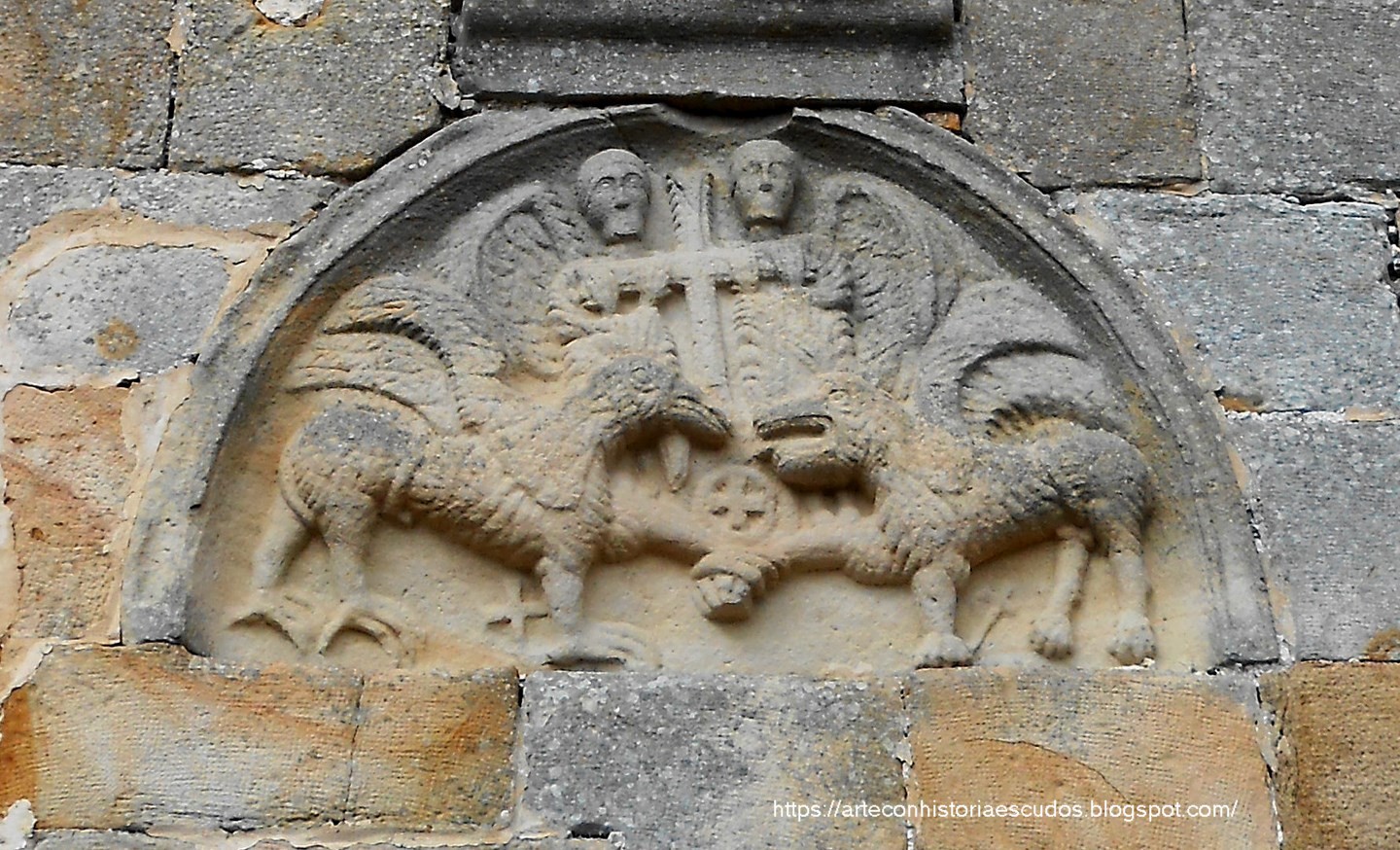SANTA MARIA DE RETORTILLO. UN FORMIDABLE TEMPLO ROMÁNICO.  S   67